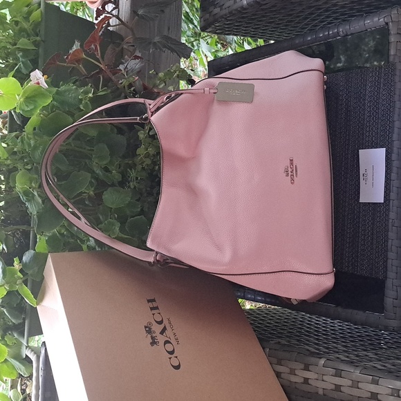 🎁 NEW COACH EDIE 31 PINK SHOULDER BAG with Gourgous SILVER HARDWARE - Picture 1 of 17